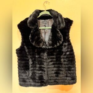 Faux fur black vest